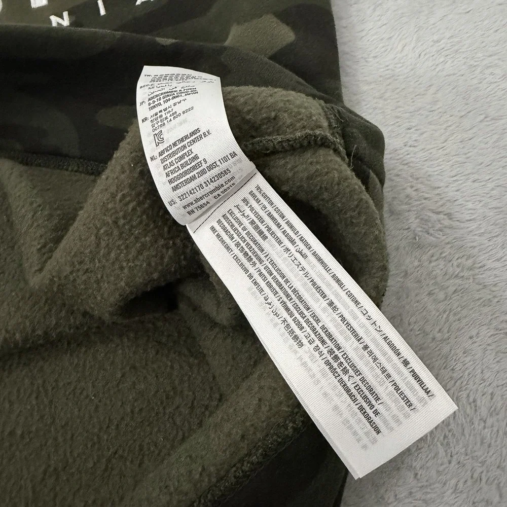 Hollister crewneck sweatshirt